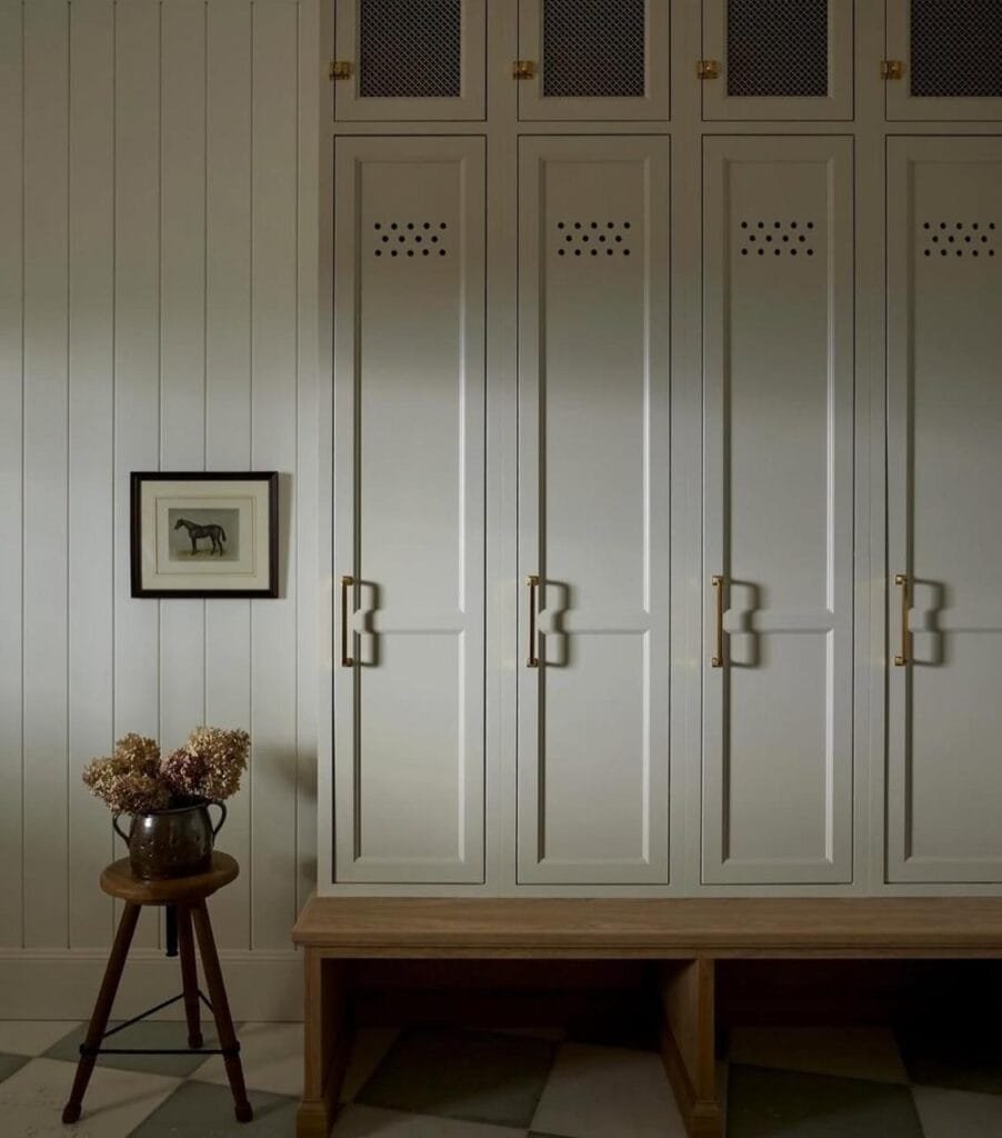 20 Most Chosen Paint Colors for a Mudroom Makeover - Mindful Hues