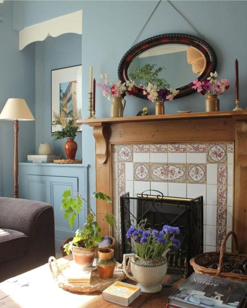 17 Gorgeous Blue Paint Colors That Actually Work in Living Rooms ...